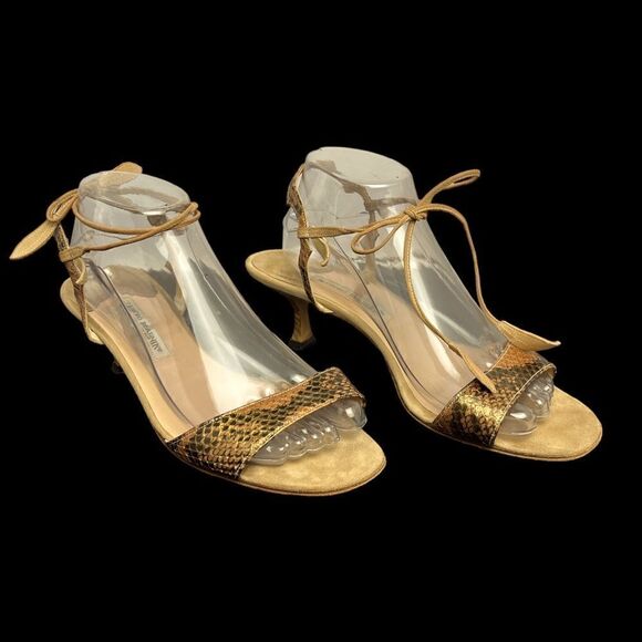 Manolo Blahnik Embossed Snake Leather Sandal w/2” Kitten Heel Great Cond Sz. 41 - Picture 1 of 11